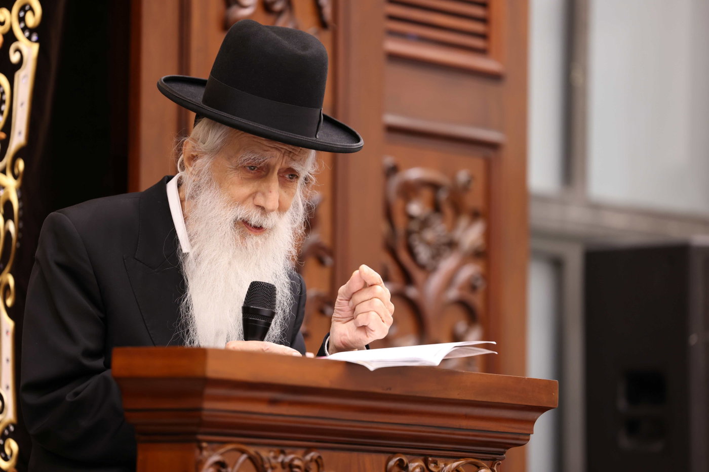 סיום מסכת בישיבת 'נזר התלמוד' בביתר