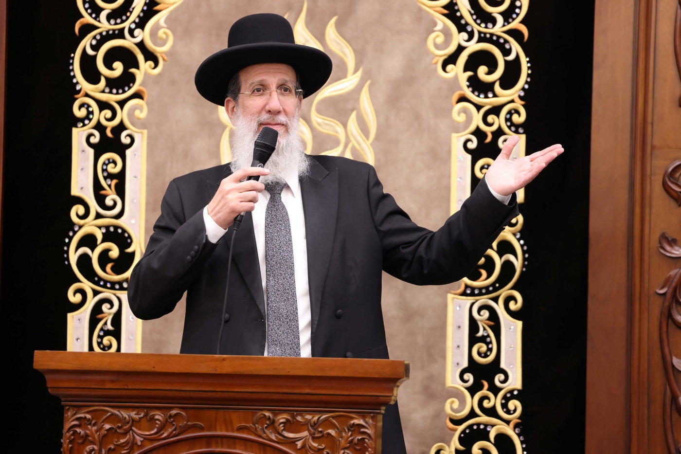 סיום מסכת בישיבת 'נזר התלמוד' בביתר