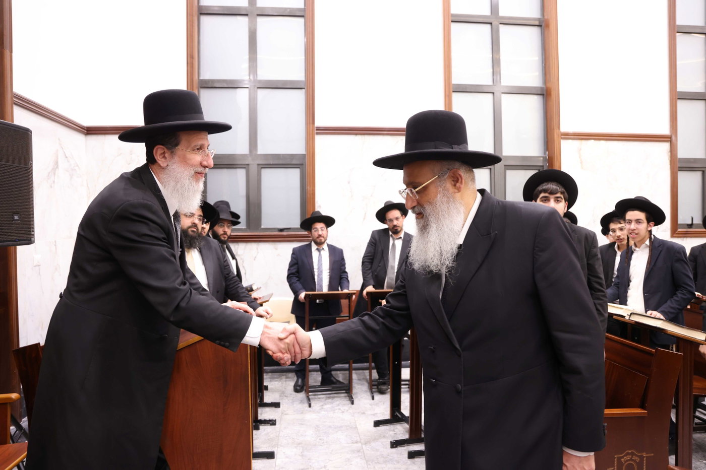 סיום מסכת בישיבת 'נזר התלמוד' בביתר