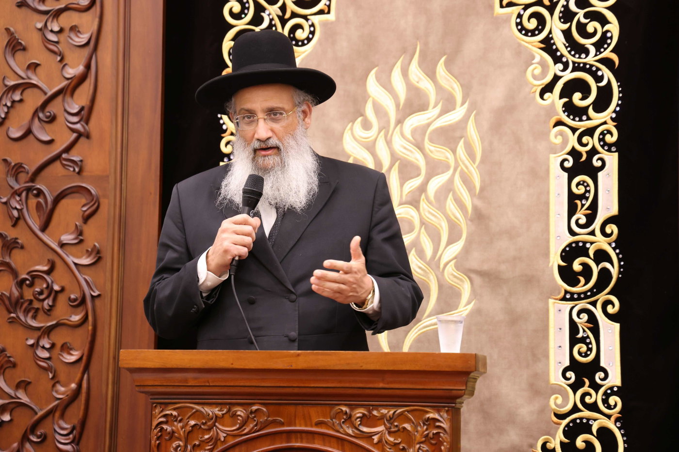 סיום מסכת בישיבת 'נזר התלמוד' בביתר