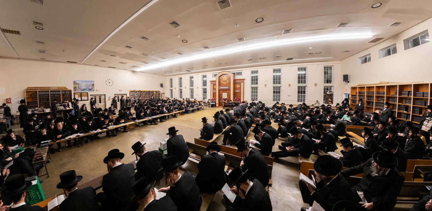 תשעה באב אצל האדמו"ר מבאבוב 45