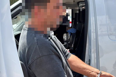 טירוף: השוטר ביקש מהנוסעים לרדת מהרכב - זה מה שעשה מיד הנהג