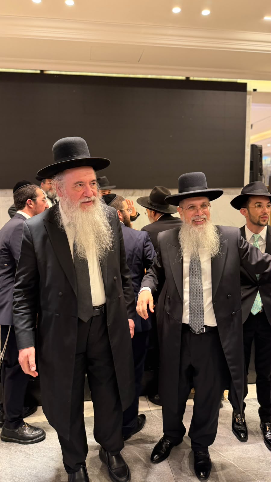 שמחת נישואי נכד הגר"נ בן שמעון