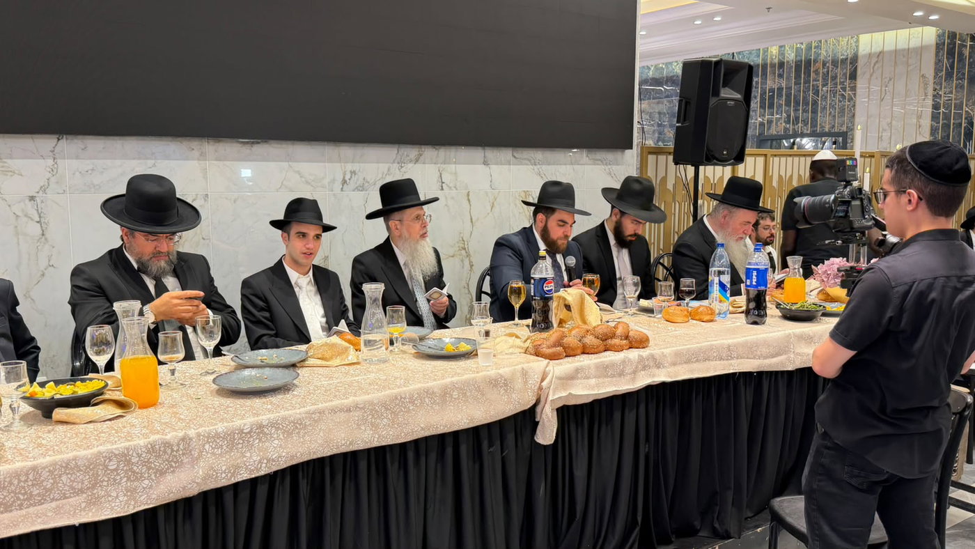 שמחת נישואי נכד הגר"נ בן שמעון