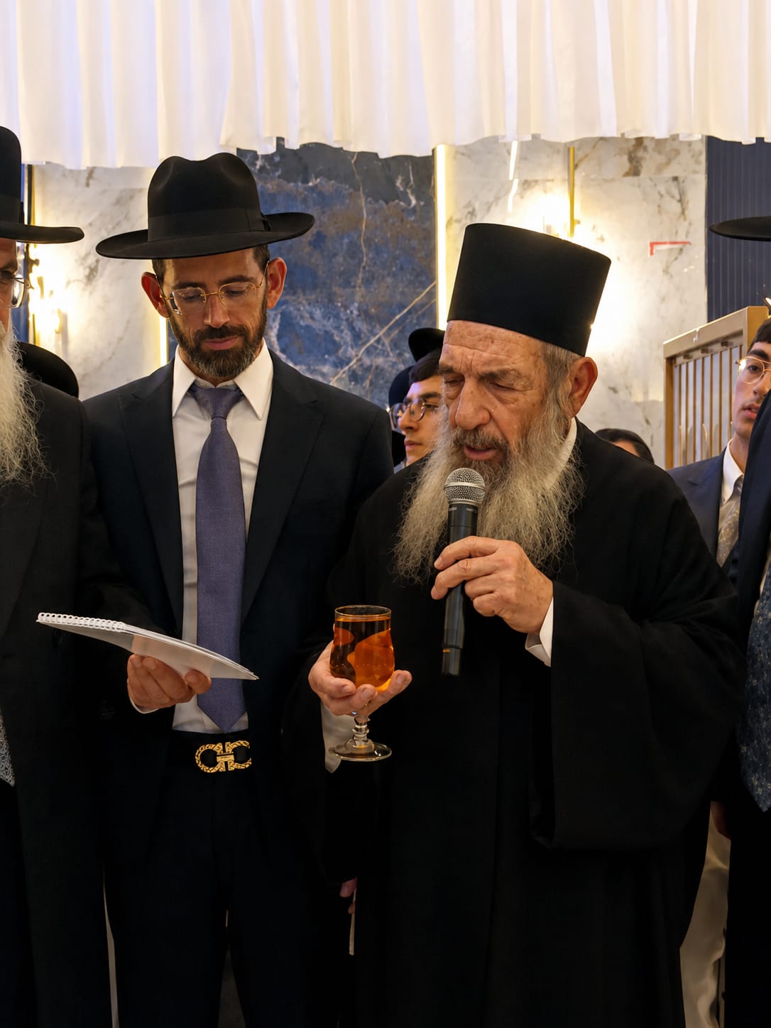 שמחת נישואי נכד הגר"נ בן שמעון
