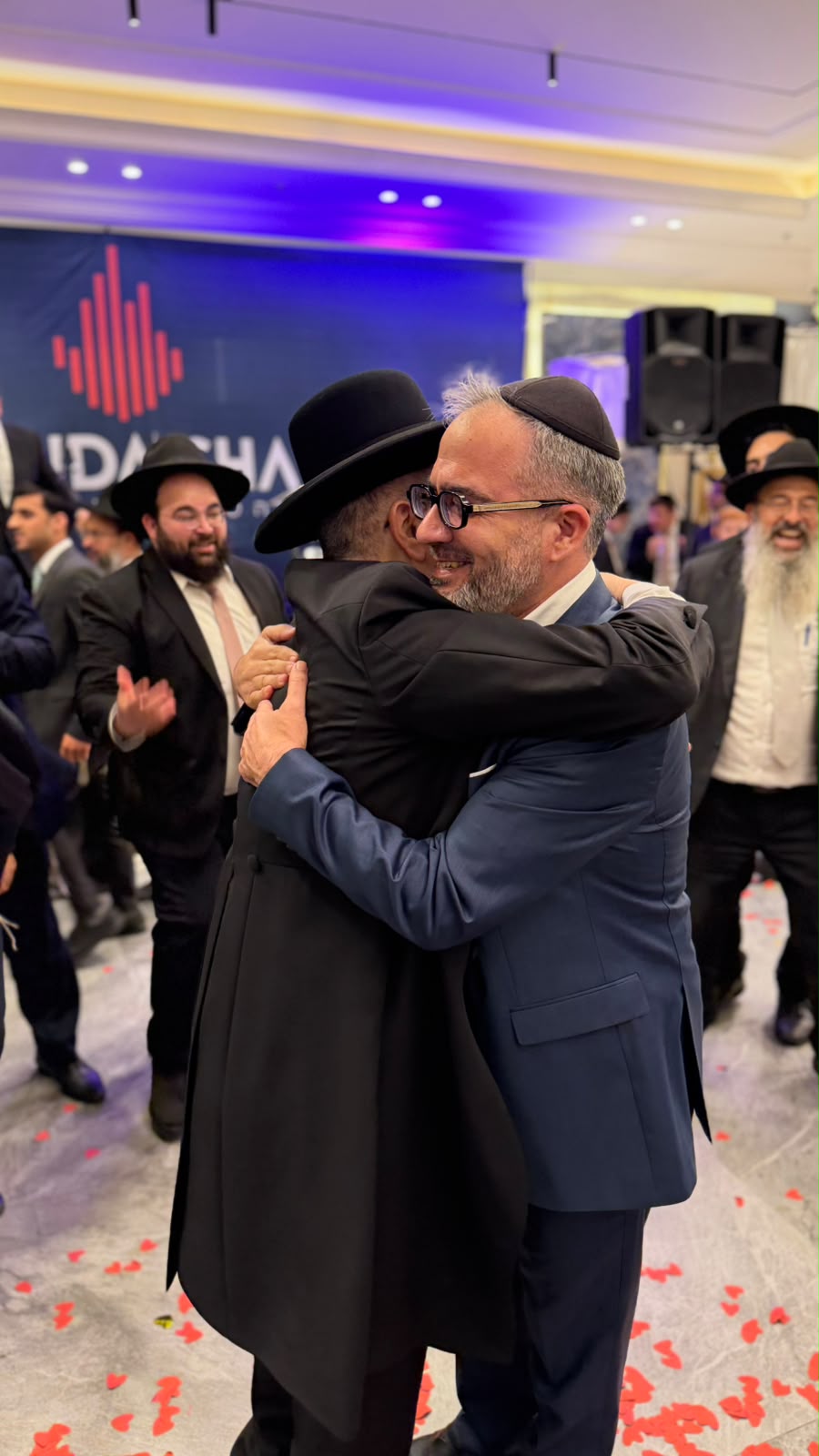 שמחת נישואי נכד הגר"נ בן שמעון