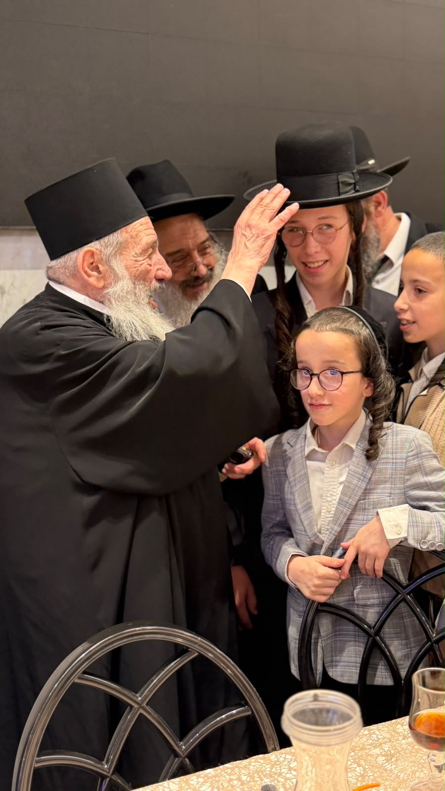 שמחת נישואי נכד הגר"נ בן שמעון