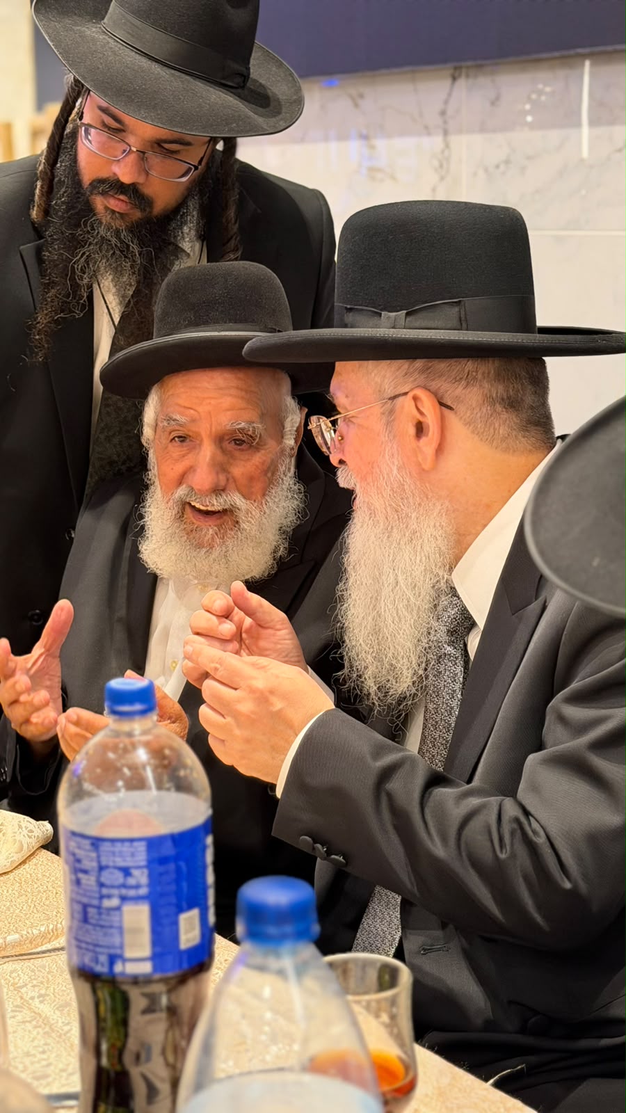 שמחת נישואי נכד הגר"נ בן שמעון