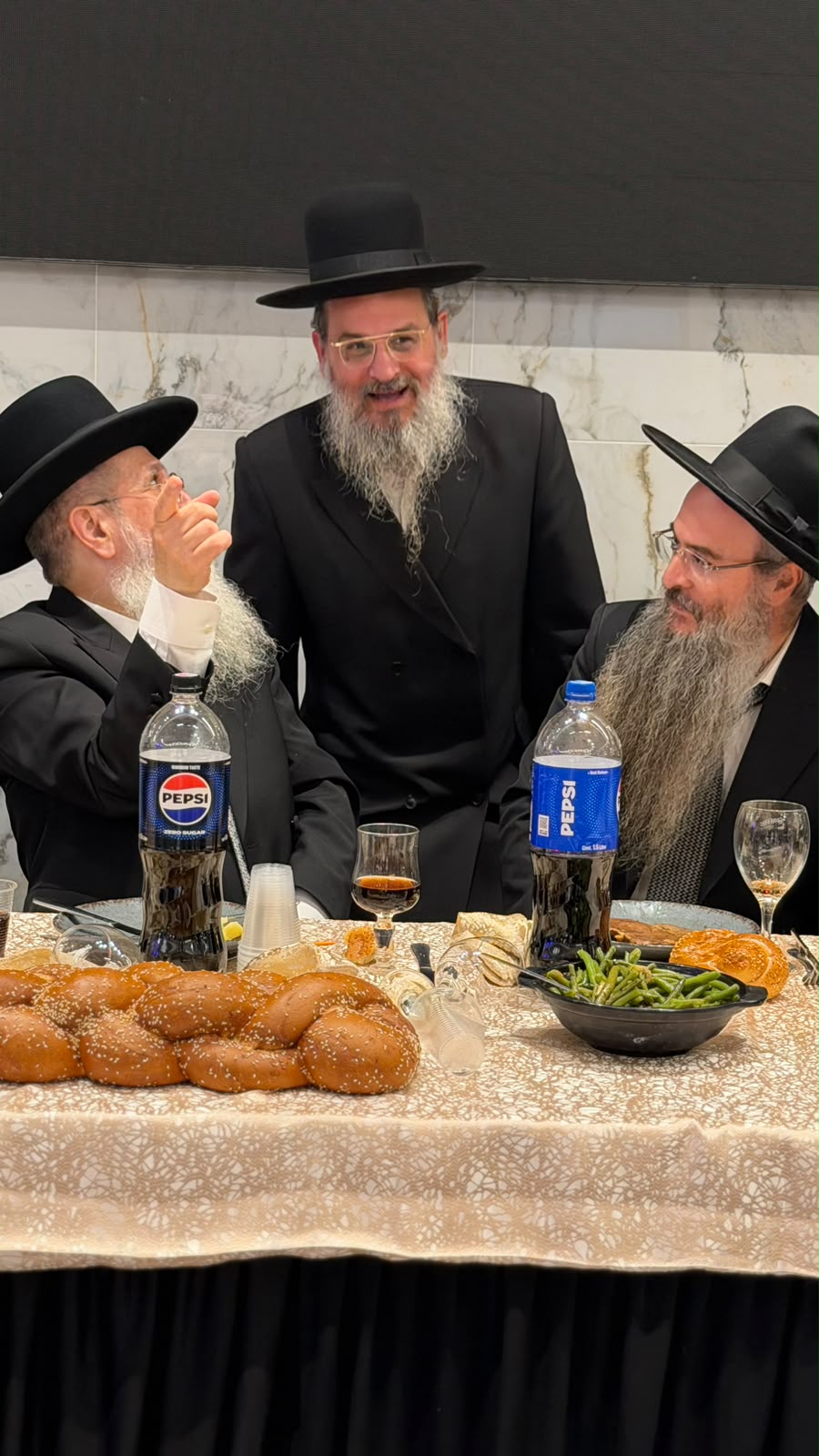 שמחת נישואי נכד הגר"נ בן שמעון