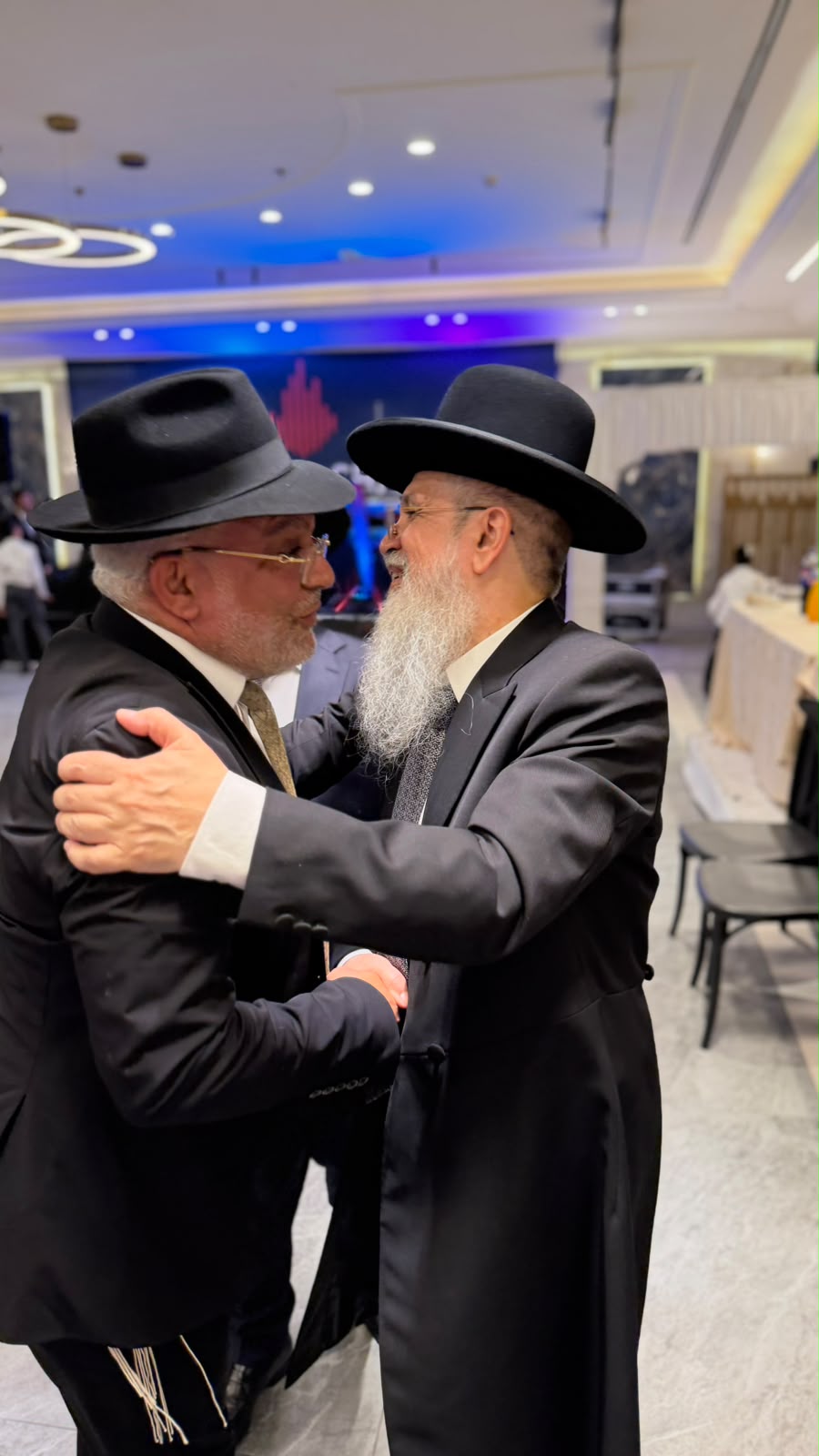 שמחת נישואי נכד הגר"נ בן שמעון