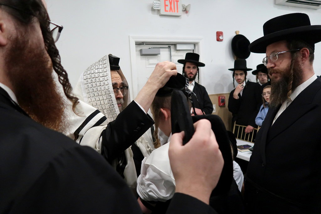 תשעה באב בצל האדמו"ר מסאטמר בניו העמפשיר