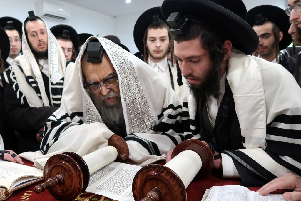 תשעה באב בצל האדמו"ר מסאטמר בניו העמפשיר
