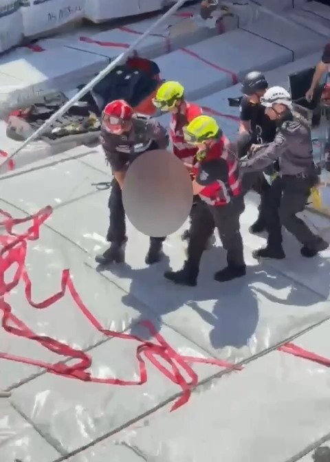 חילוץ הפועל מבטן האונייה