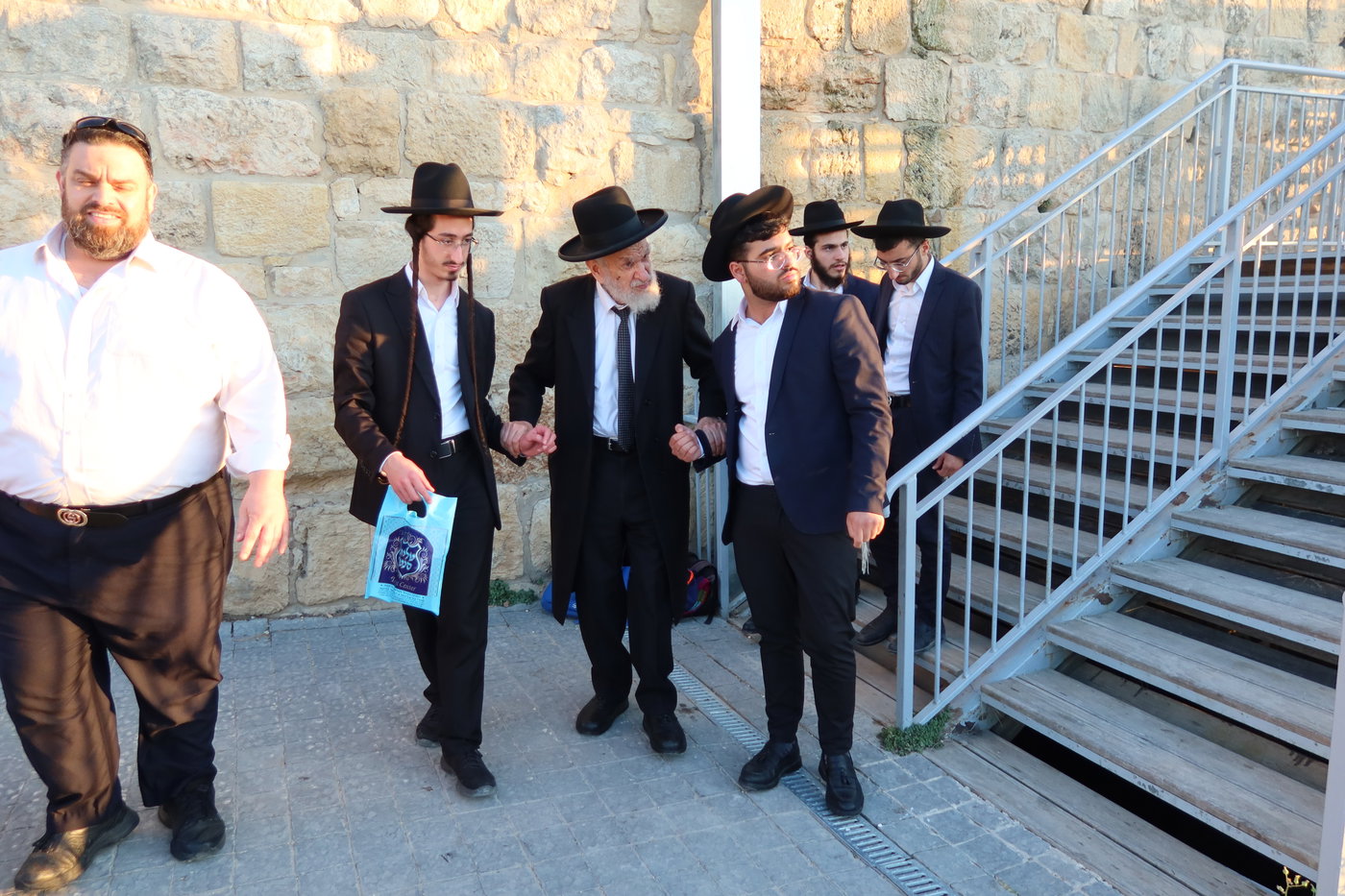 הגר"א טופיק בציון שמואל הנביא