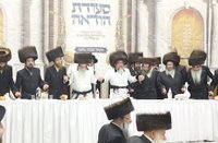 סעודת הודאה בסקולען לייקווד ווילאמסבורג