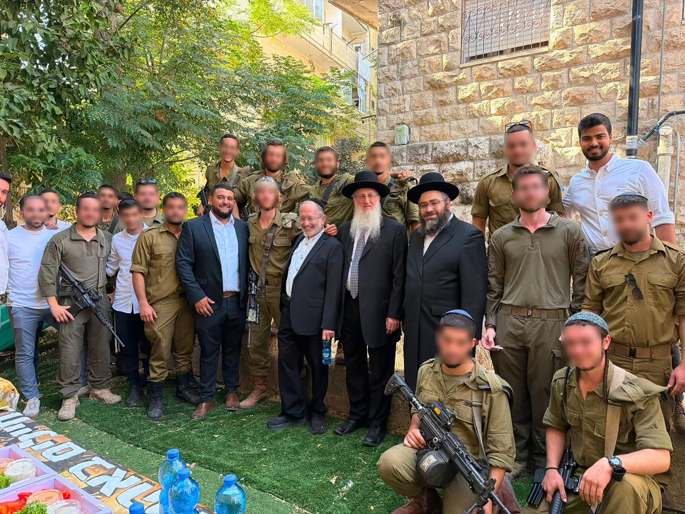 "אף חייל חרדי לא יישאר לבד": הבית ה -34 לחיילים חרדים בודדים 