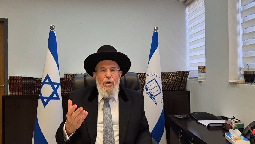 מבט על פרשת עקב: הרב הראשי הגאון רבי קלמן בר