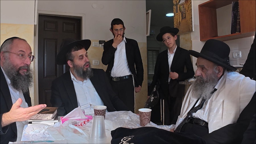 הגר"מ צדקה ביקר במקום הנופש של הרב בנימין חותה במירון
