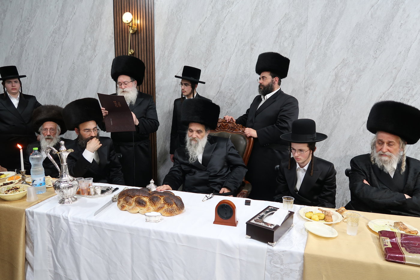 שמחת אירוסי נכדת האדמו"ר מאשלג בני היכלא