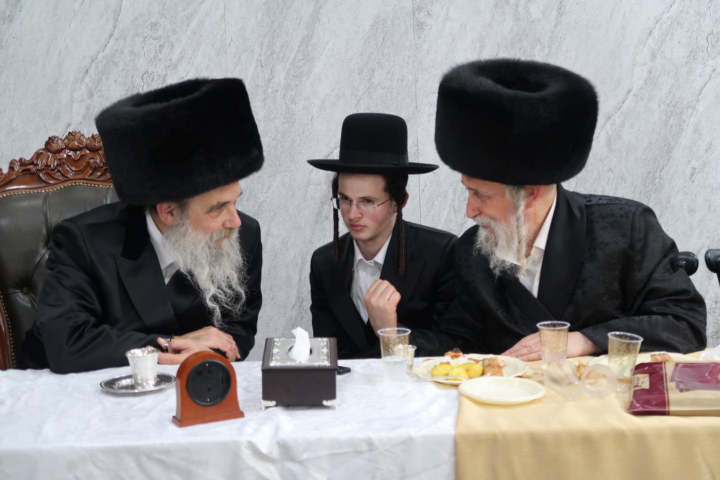 שמחת אירוסי נכדת האדמו"ר מאשלג בני היכלא