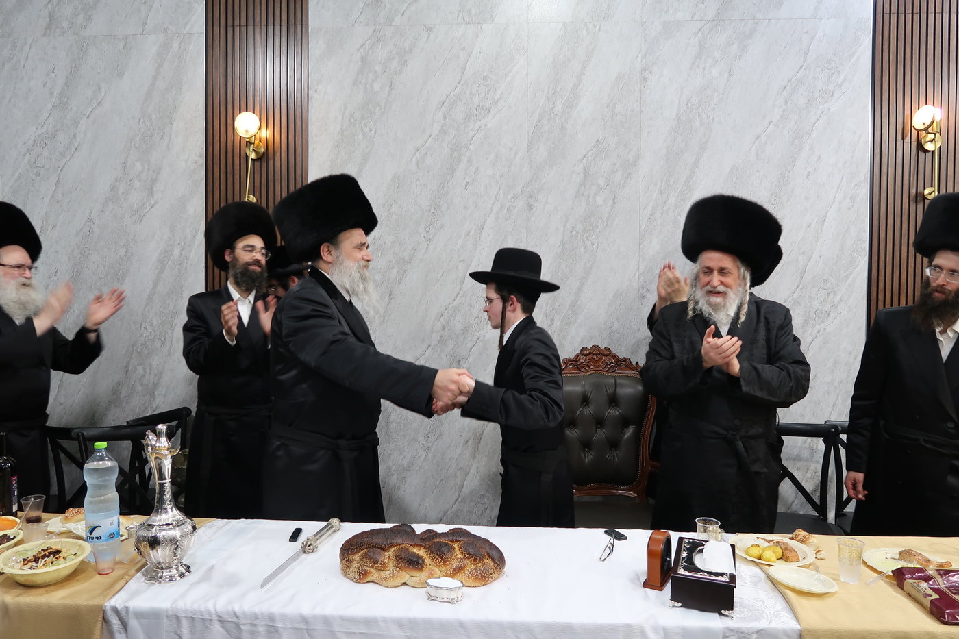 שמחת אירוסי נכדת האדמו"ר מאשלג בני היכלא