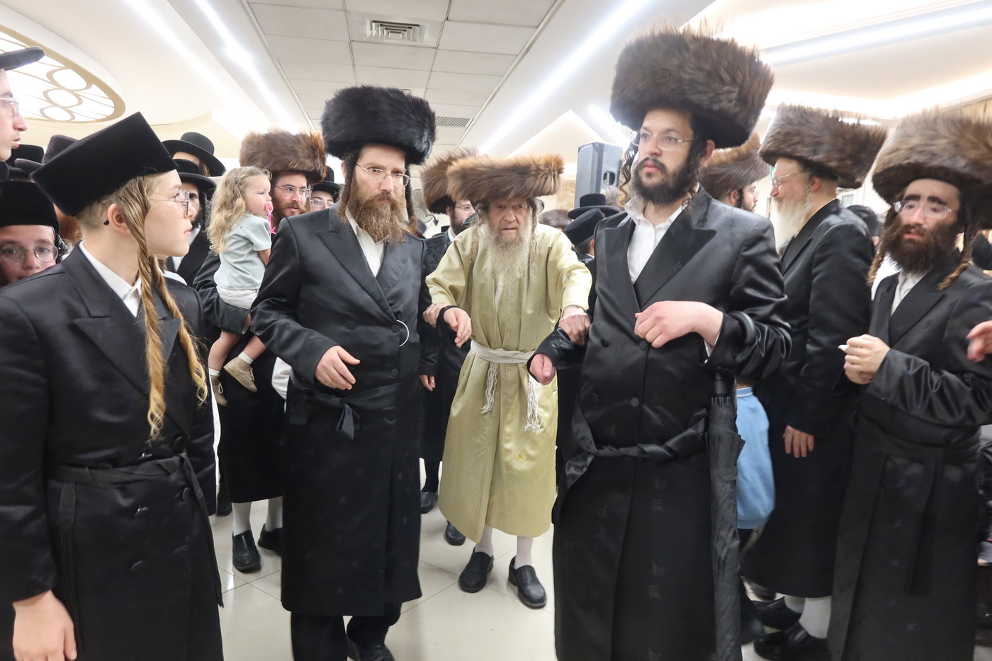 שמחת בית לעלוב ניקלשבורג