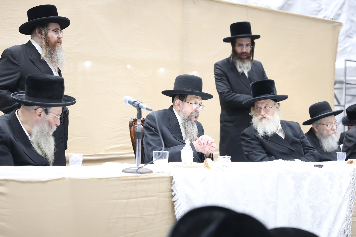 ט"ו אב בחצה"ק תולדות יהודה