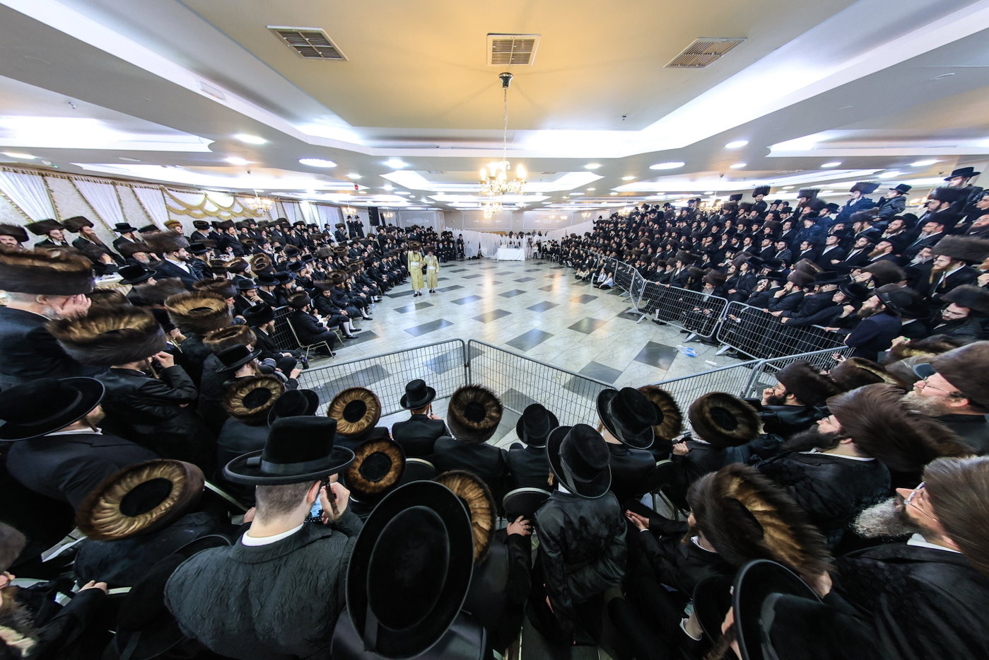 שמחת נישואי בן רבי נחמן בידרמן עם נכדת האדמו"ר נדבורנה ירושלים