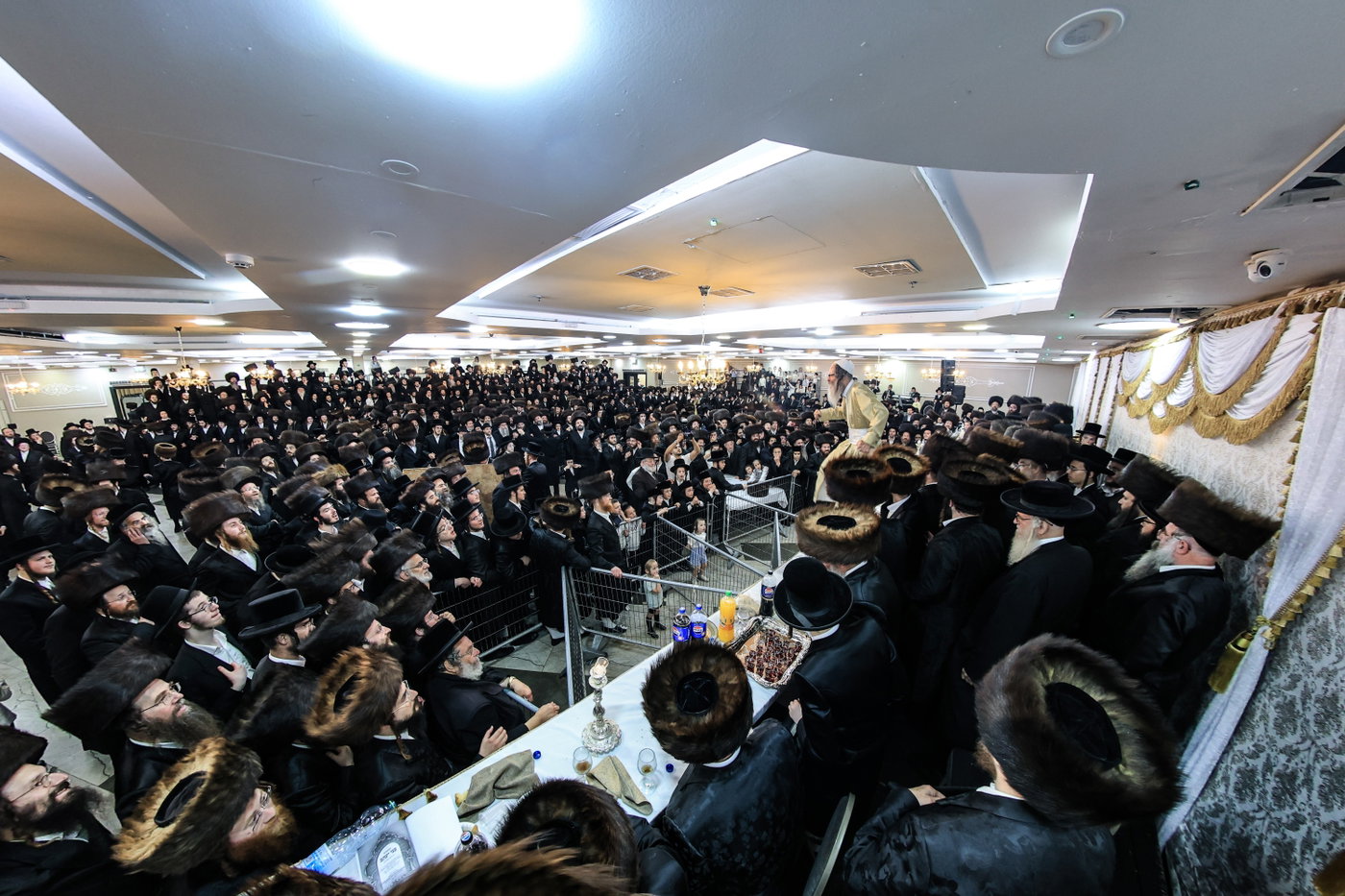 שמחת נישואי בן רבי נחמן בידרמן עם נכדת האדמו"ר נדבורנה ירושלים