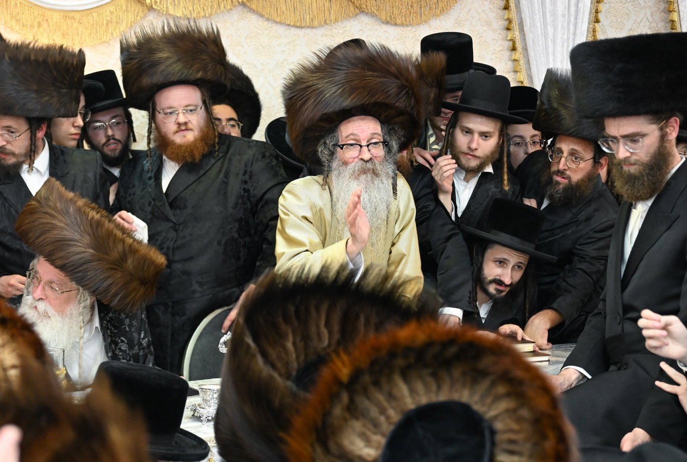 שמחת נישואי בן רבי נחמן בידרמן עם נכדת האדמו"ר נדבורנה ירושלים