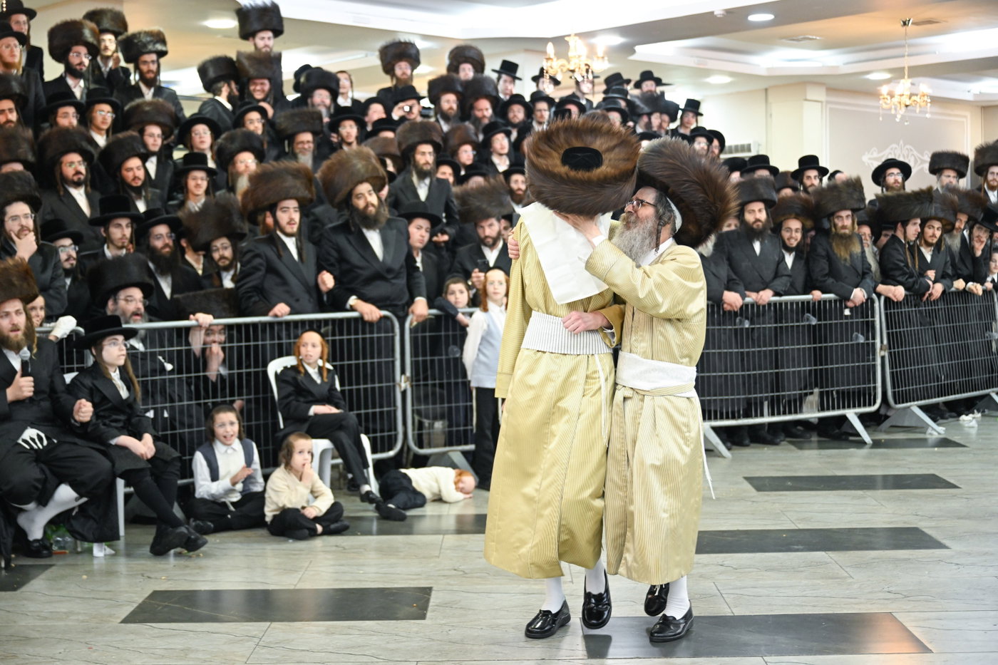 שמחת נישואי בן רבי נחמן בידרמן עם נכדת האדמו"ר נדבורנה ירושלים