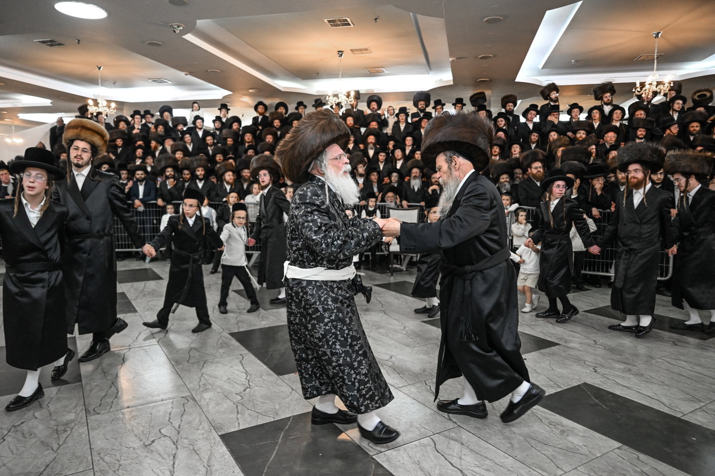 שמחת נישואי בן רבי נחמן בידרמן עם נכדת האדמו"ר נדבורנה ירושלים