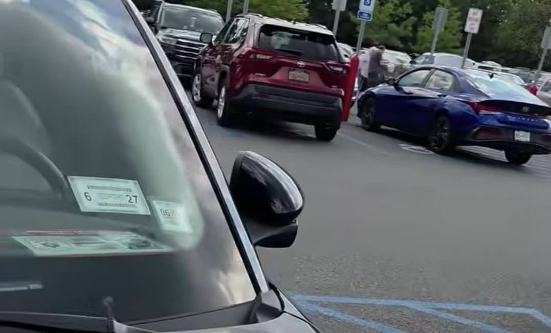 סערה בגלל תמונה: המתנדב החרדי הציל חיי ילד וחטף מתקפה קשה ברשת