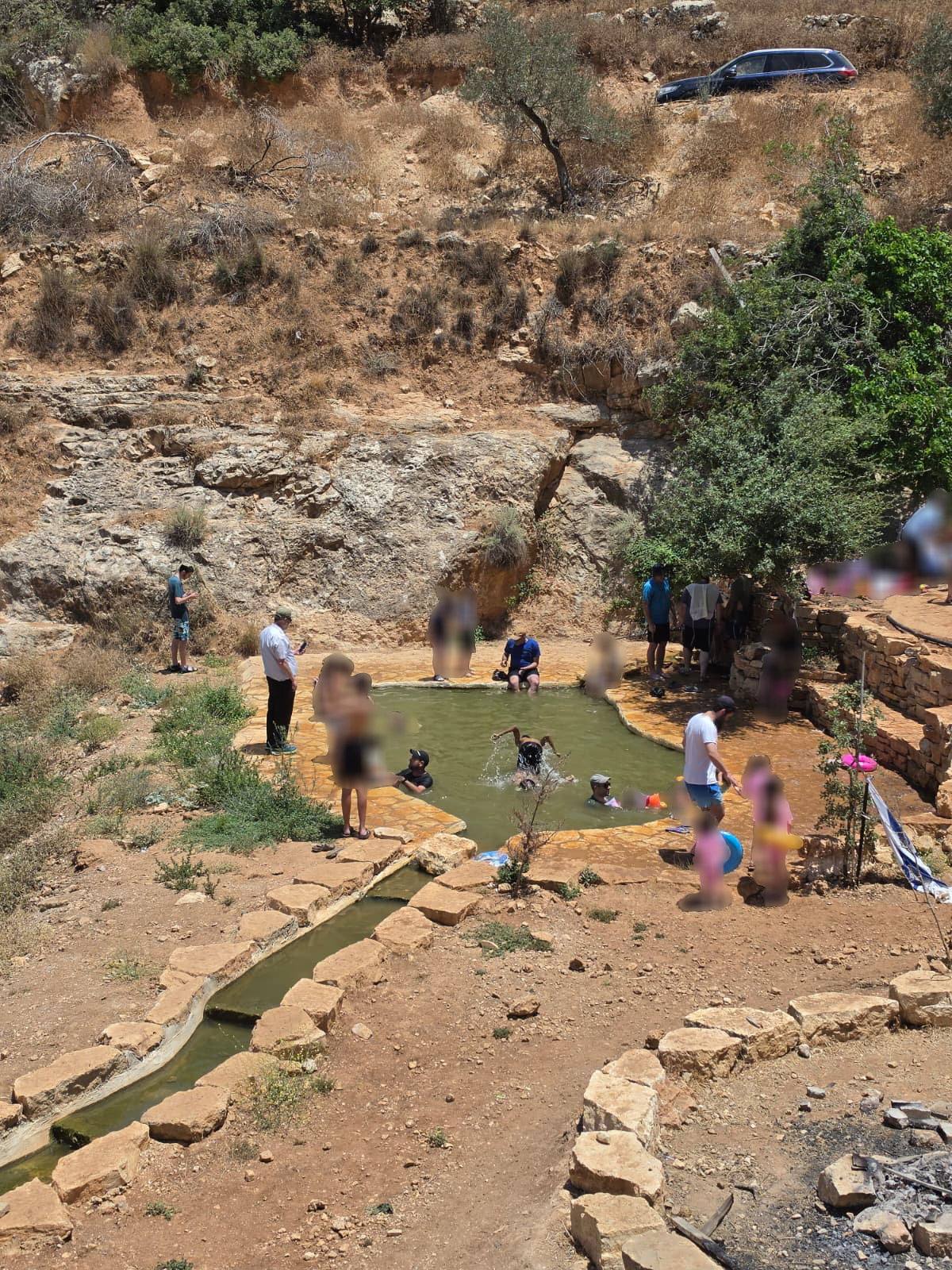 בריכת הקטנים בעינות יהודה