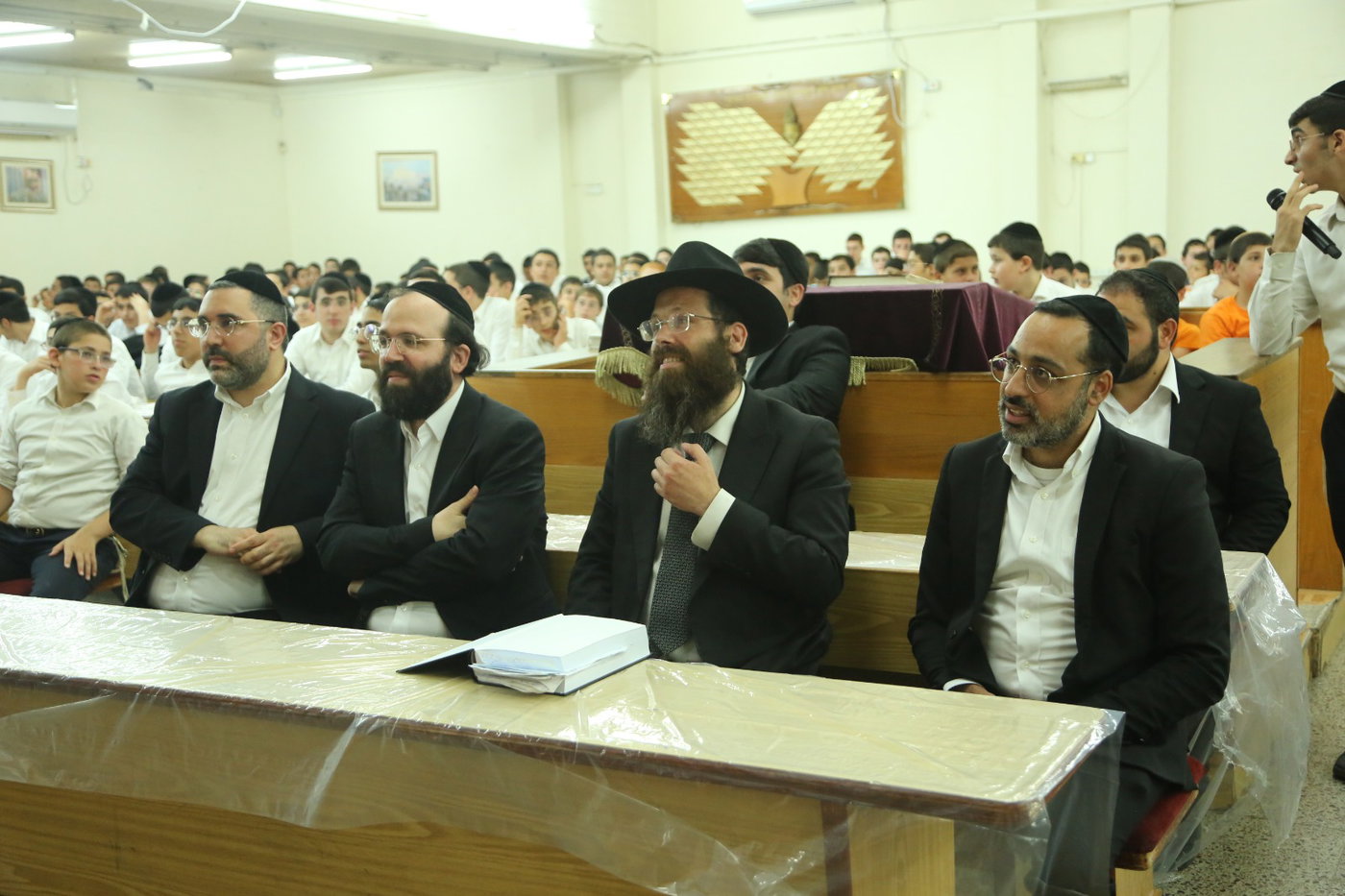 500 בני ישיבות גדשו את המיזם התורני "שטייגען ליל שישי" בבני ברק