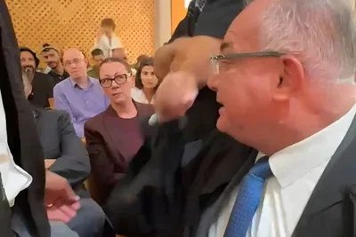 "עוף מכאן": גוטליב ובן גביר בעימות סוער וקולני באולם בג"ץ עם עורך הדין