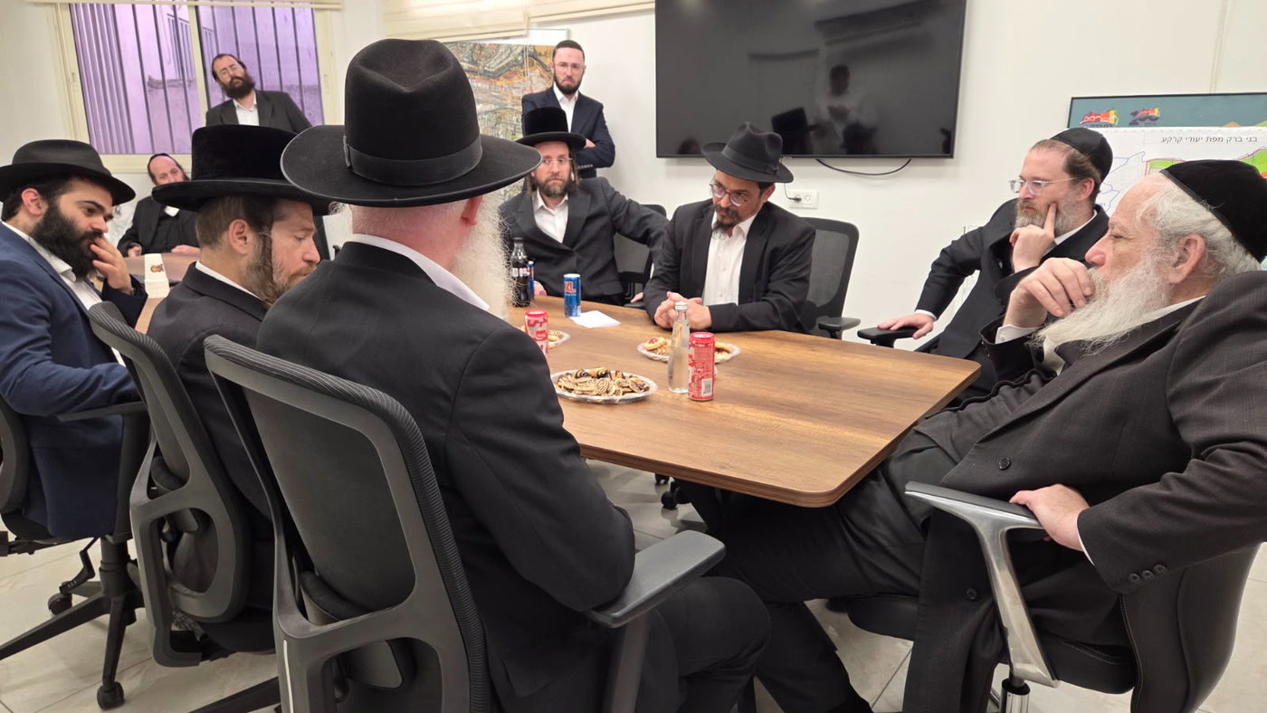 במפגש עיריית בני ברק מצדיעה ל-75 שנות מסירות נפש של ארגון יד לאחים