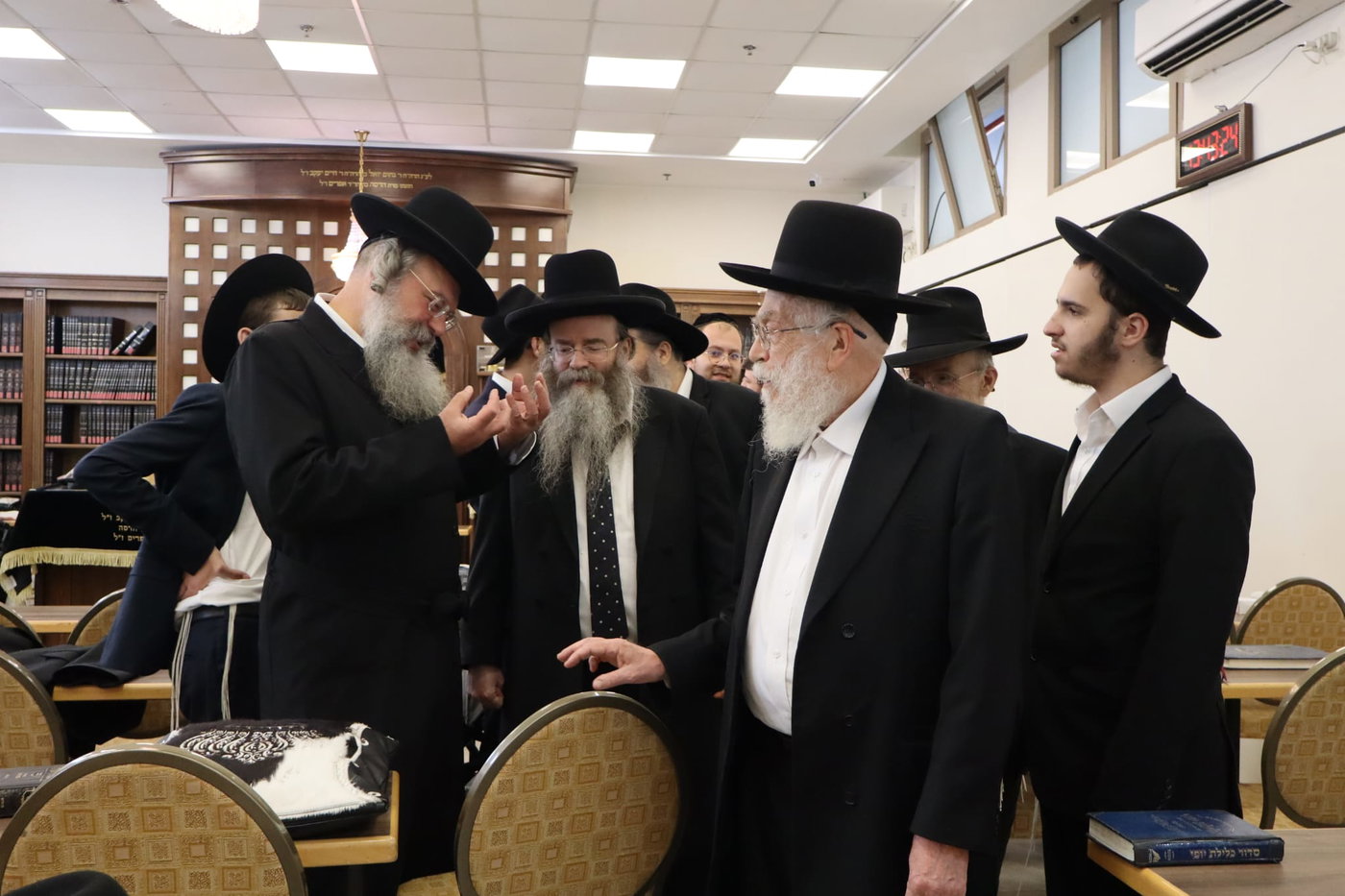 הגרב"ד אלישיב במנוחה בנתניה