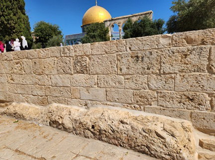 הקרב על כיפת הסלע ובית המקדש: הדיון הסוער והמרתק שמלהיט את בתי המדרש | הפולמוס המלא
