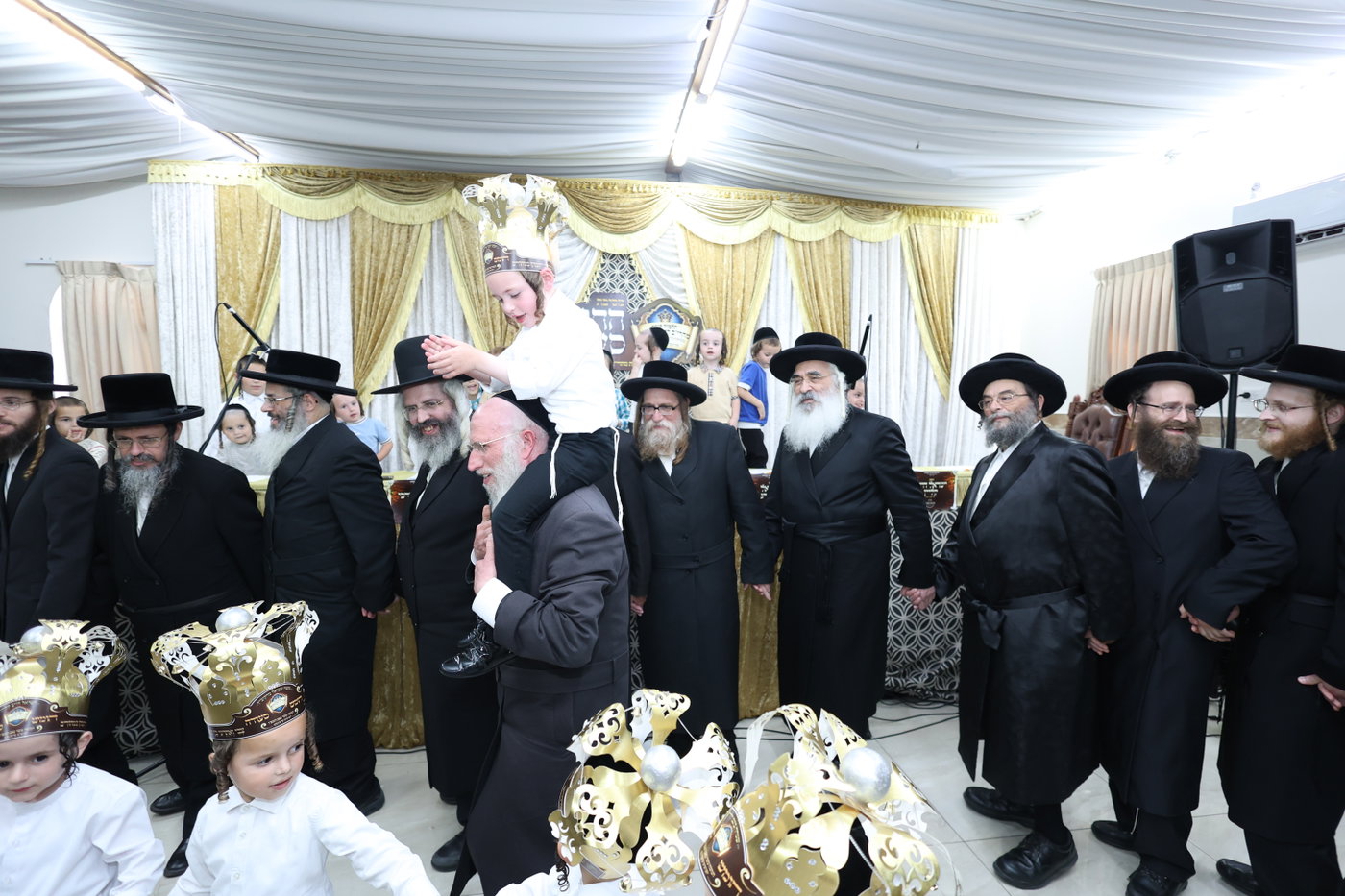 חומש סעודה תלמוד תורה דושינסקיא הר יונה