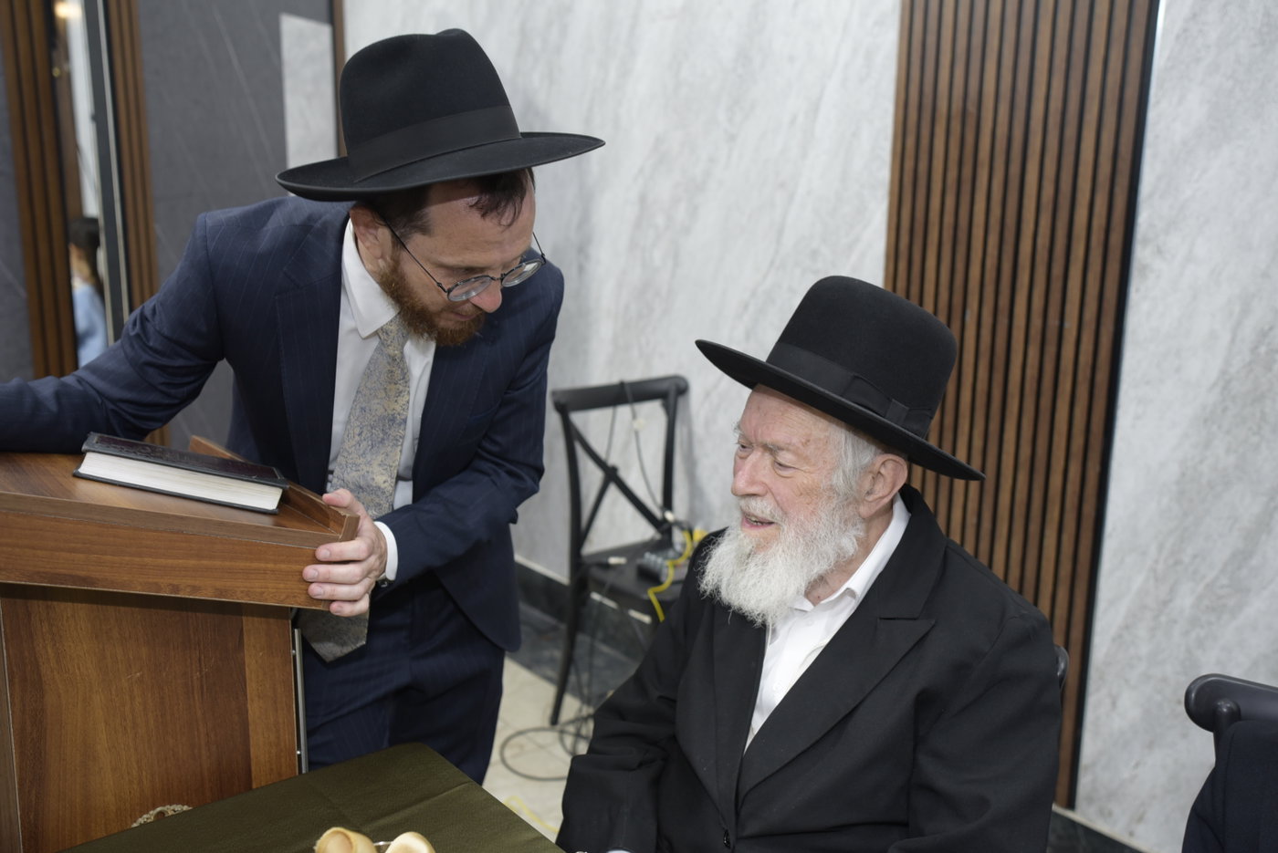 שמחת בר מצווה לנין הגר"י זילברשטיין