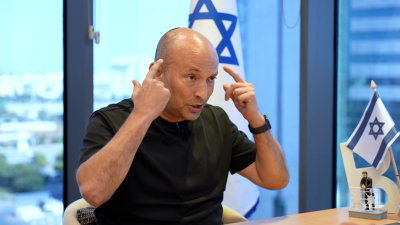 רה"מ לשעבר נפתלי בנט בריאיון ל'כיכר השבת'