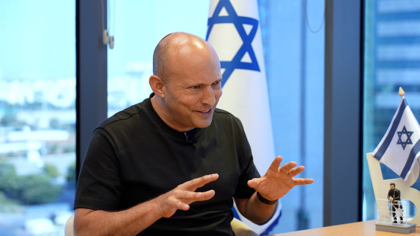 רה"מ לשעבר נפתלי בנט בריאיון ל'כיכר השבת'