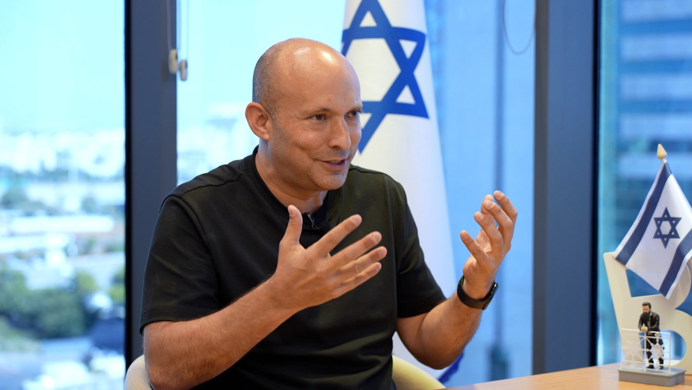 רה"מ לשעבר נפתלי בנט בריאיון ל'כיכר השבת'