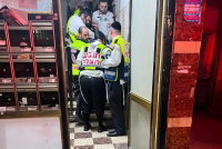 פינוי התינוק תוך כדי החייאה