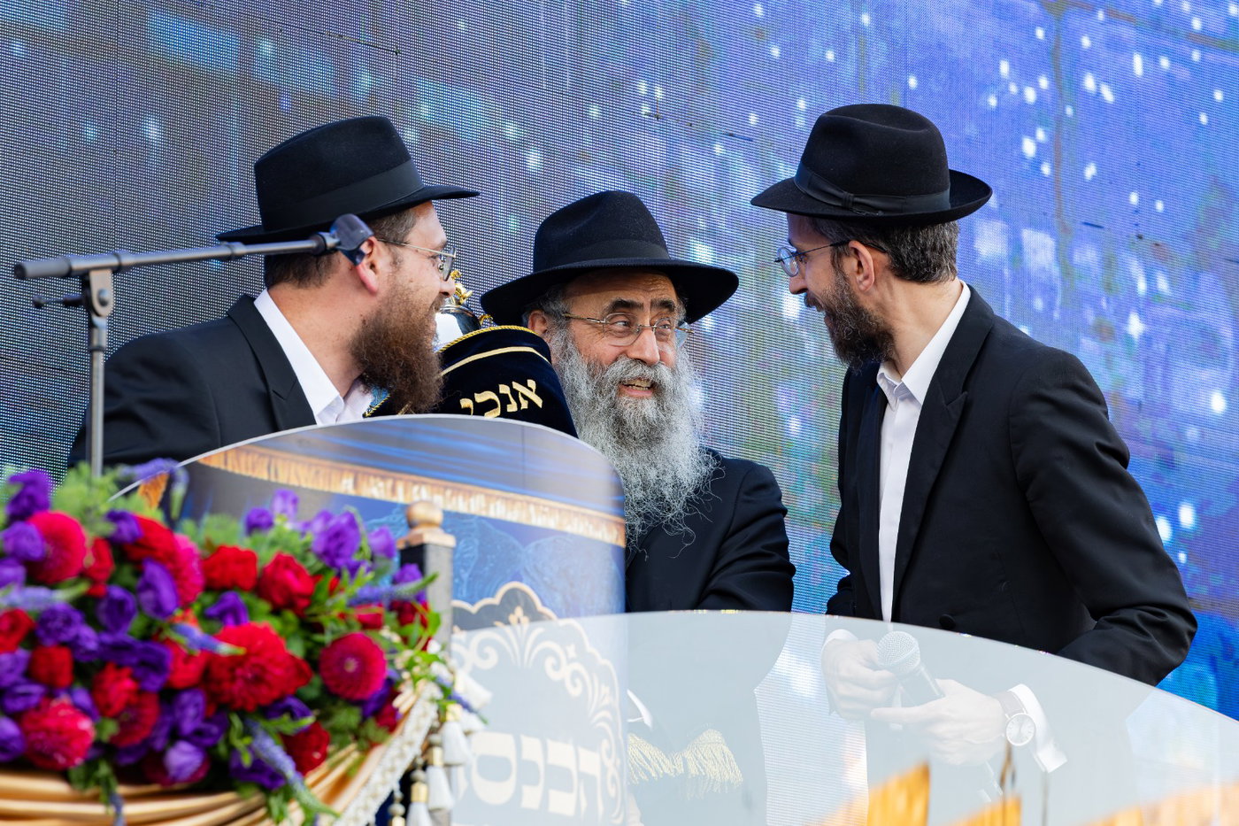 בהשתתפות רבבות: ספר התורה התשיעי של ילדי ישראל נחגג במעמד עוצמתי