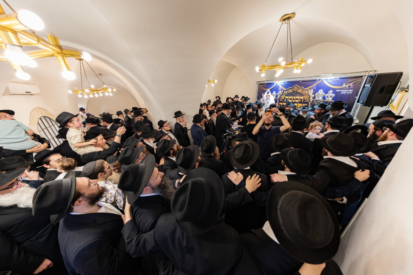 בהשתתפות רבבות: ספר התורה התשיעי של ילדי ישראל נחגג במעמד עוצמתי