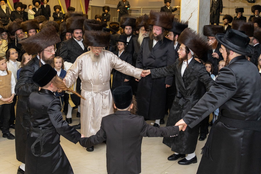 שמחת בית פינסק קרלין - לעלוב - סטראפקוב - ראדומישלא