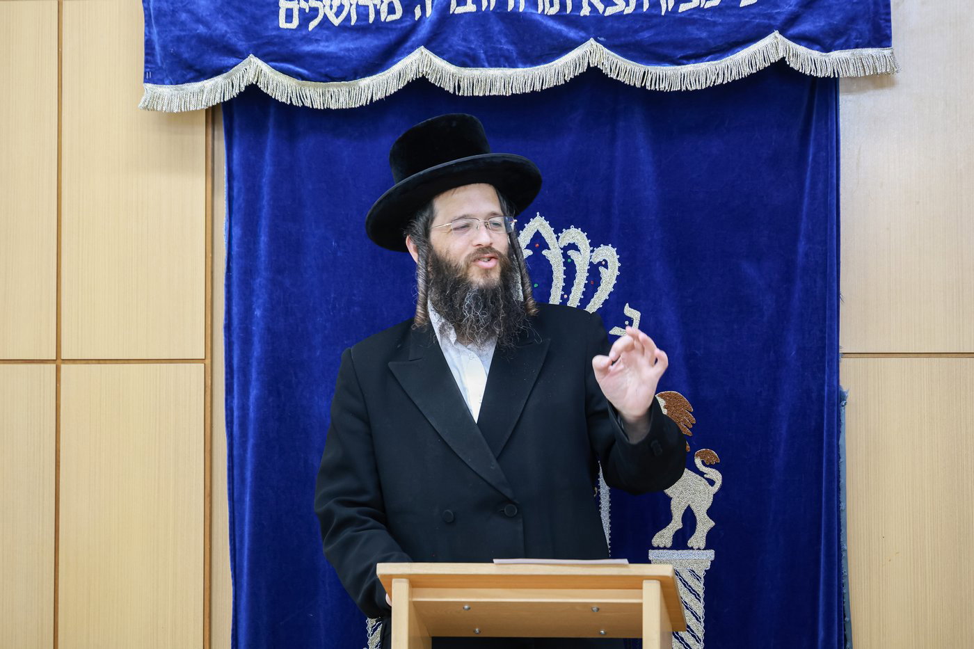 פתיחת הזמן בישיבת צאנז בחיפה
