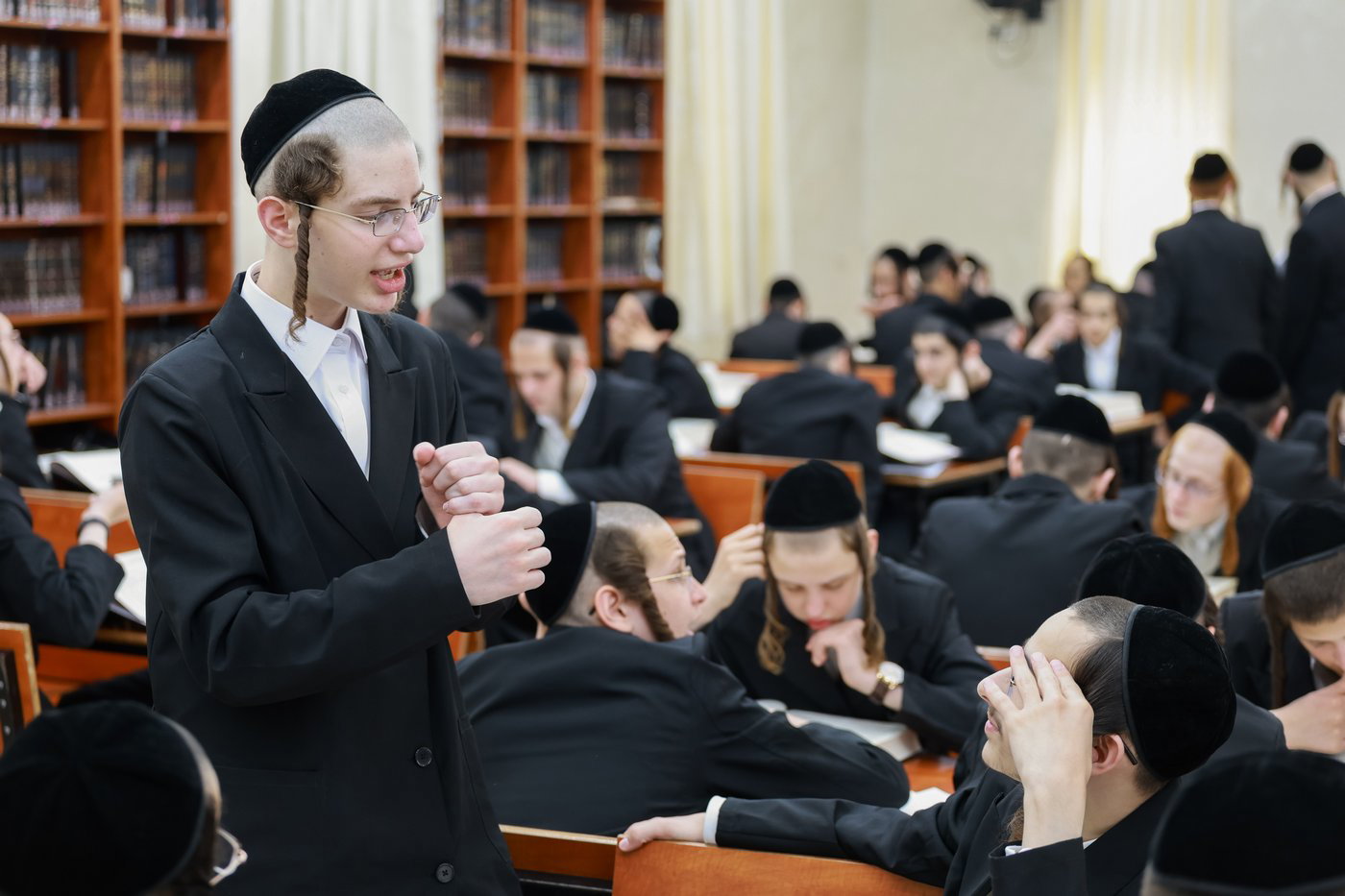פתיחת הזמן בישיבת צאנז בחיפה